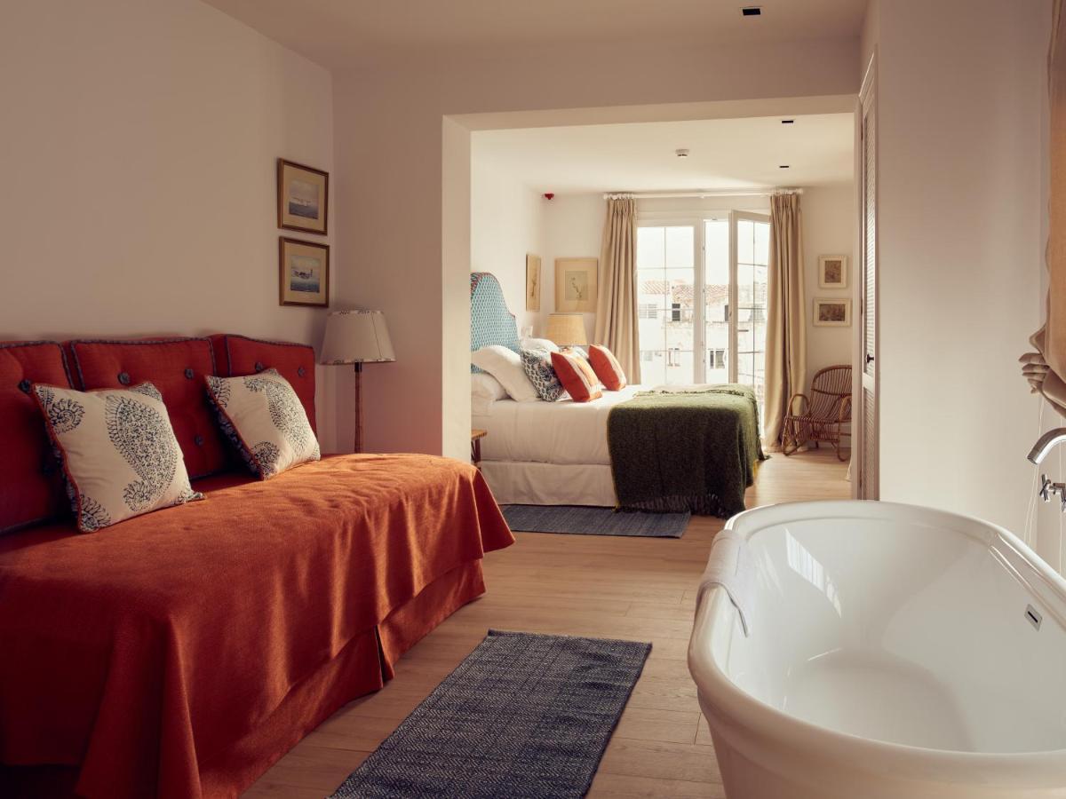 Hotel Cristine Bedfor Mahon Exteriér fotografie